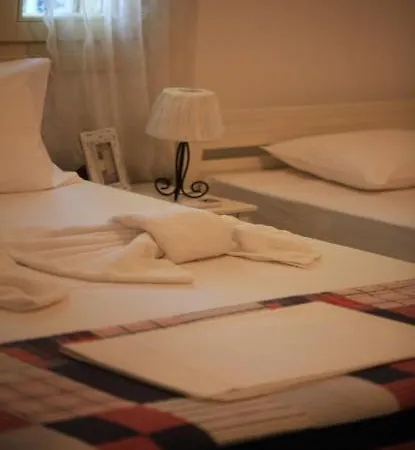 Theros Casa Logaras * Piso Livadi